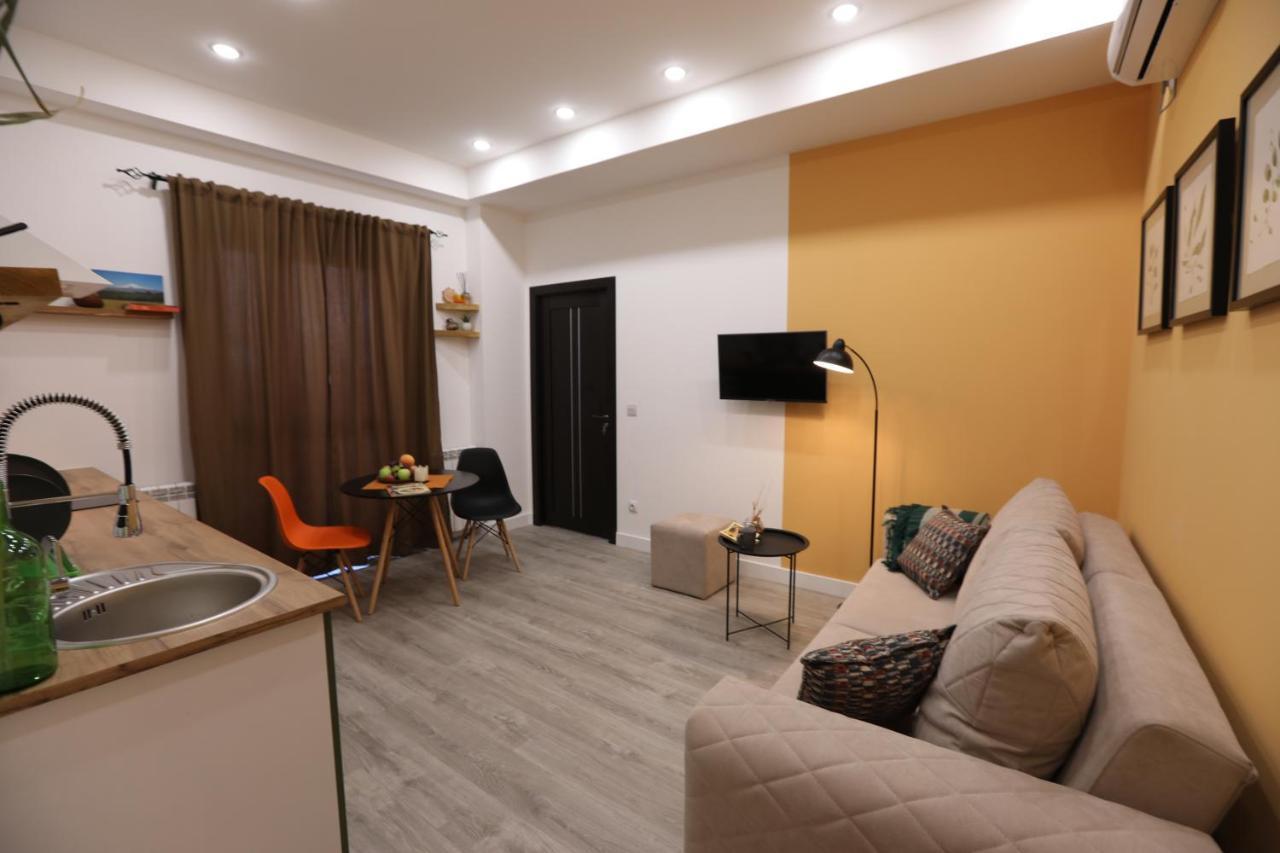 Hotelise I Tulip Apartment Yerevan Exterior foto